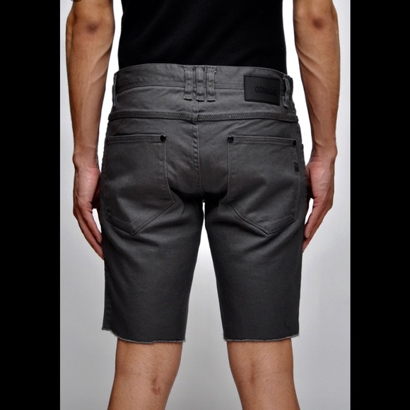 NWOT Comune David dark denim shorts - Picture 2 of 6